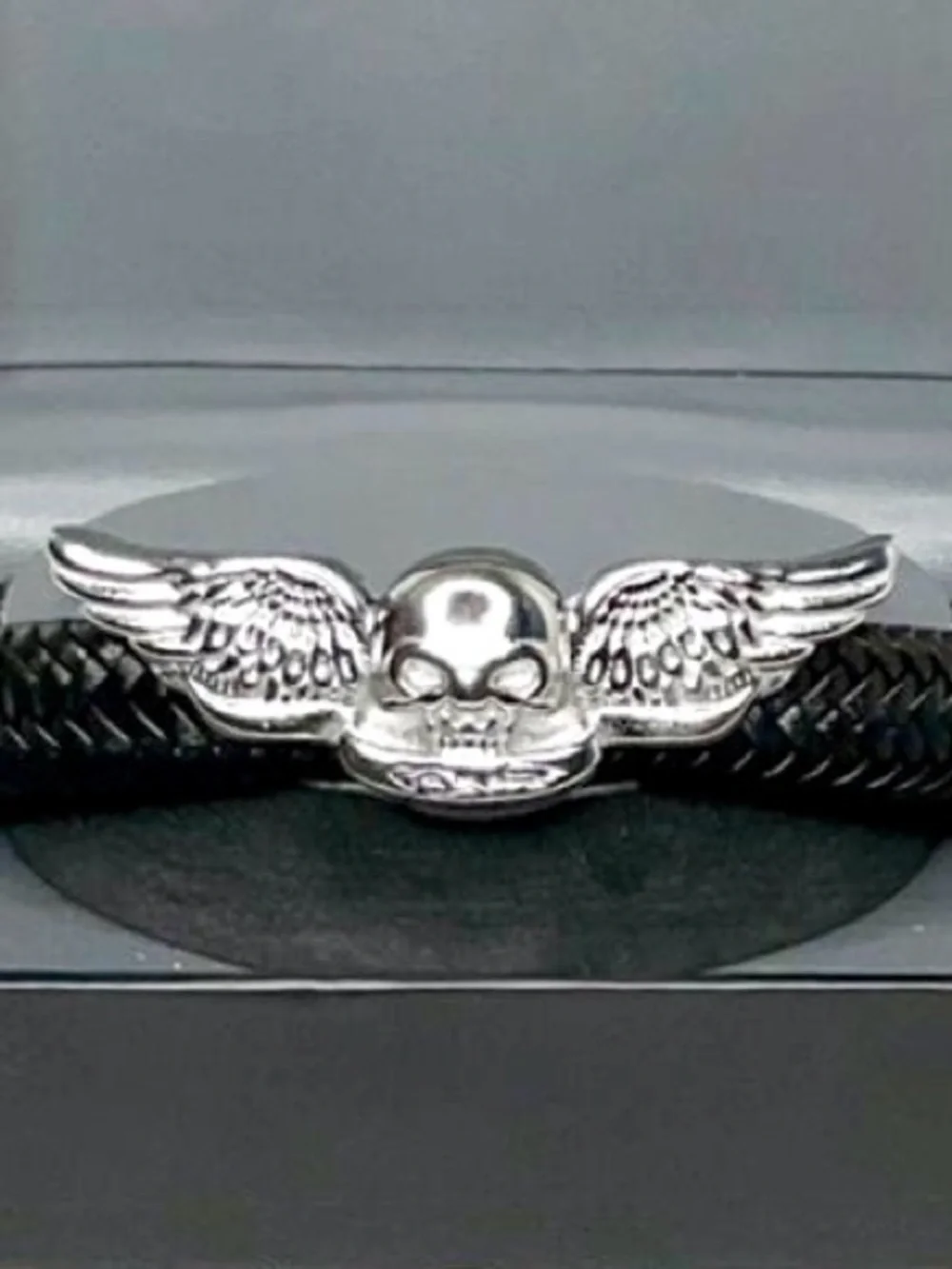 Ed Hardy Stainless Steel Silver Skull With Wings Black Leather Bracelet 8.5